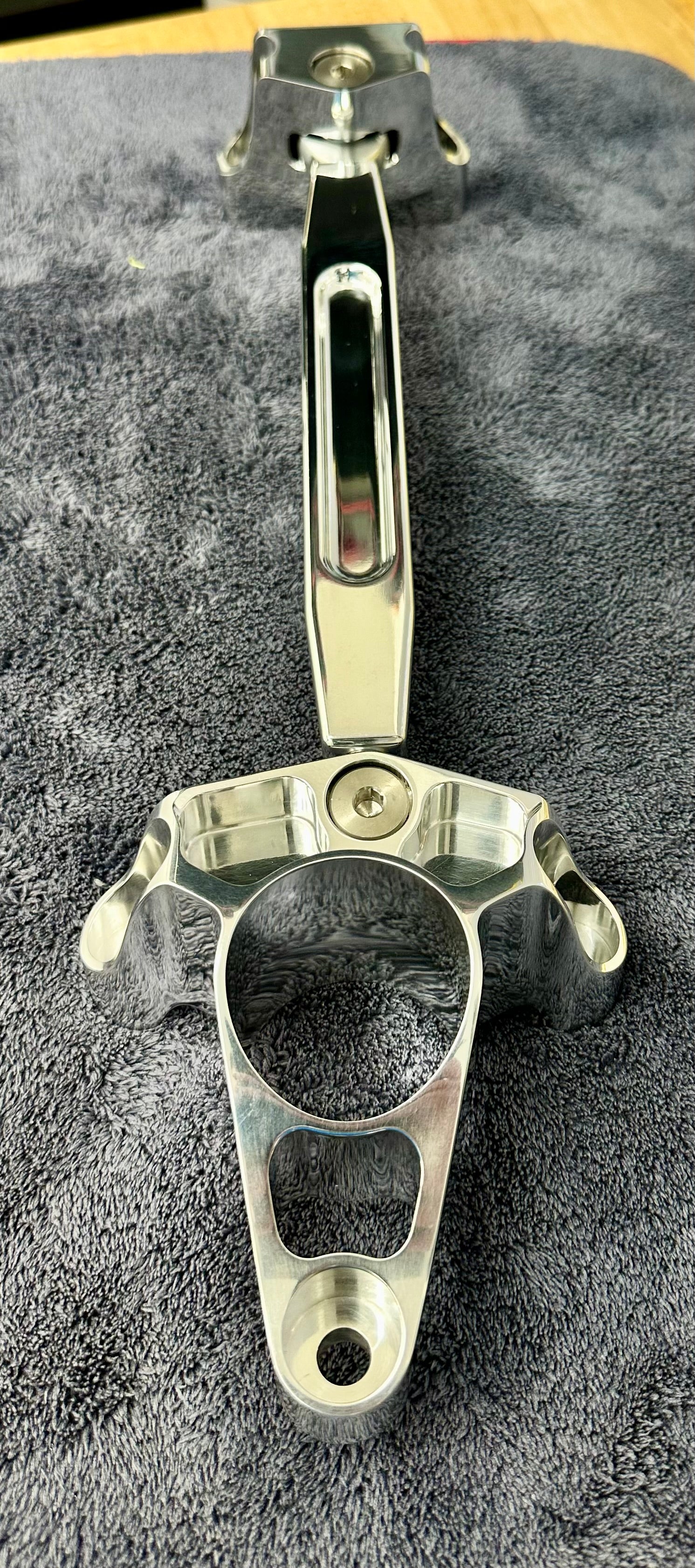 Torque Brace